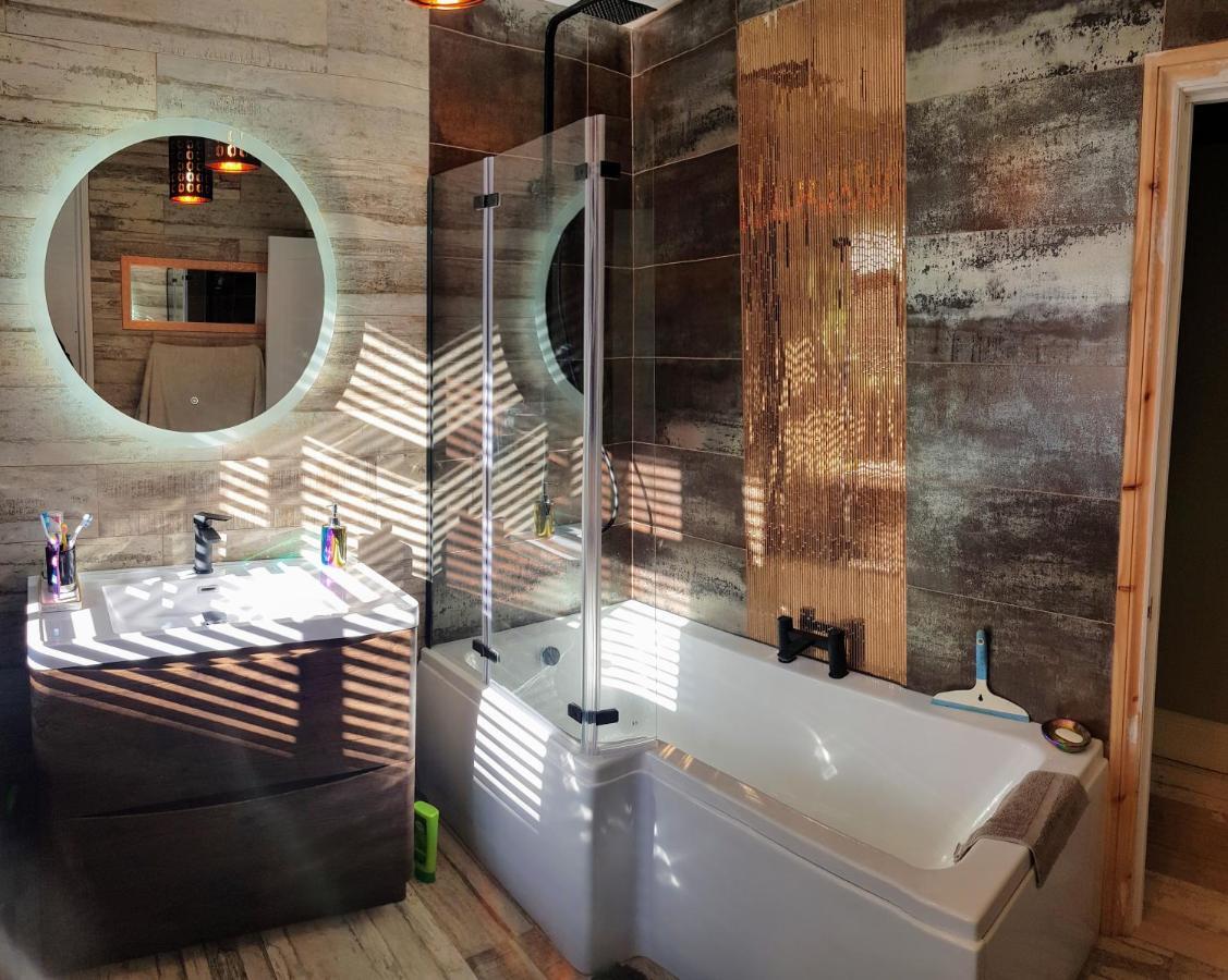 Cottage Grove Homestay Rooms Портсмут Екстер'єр фото